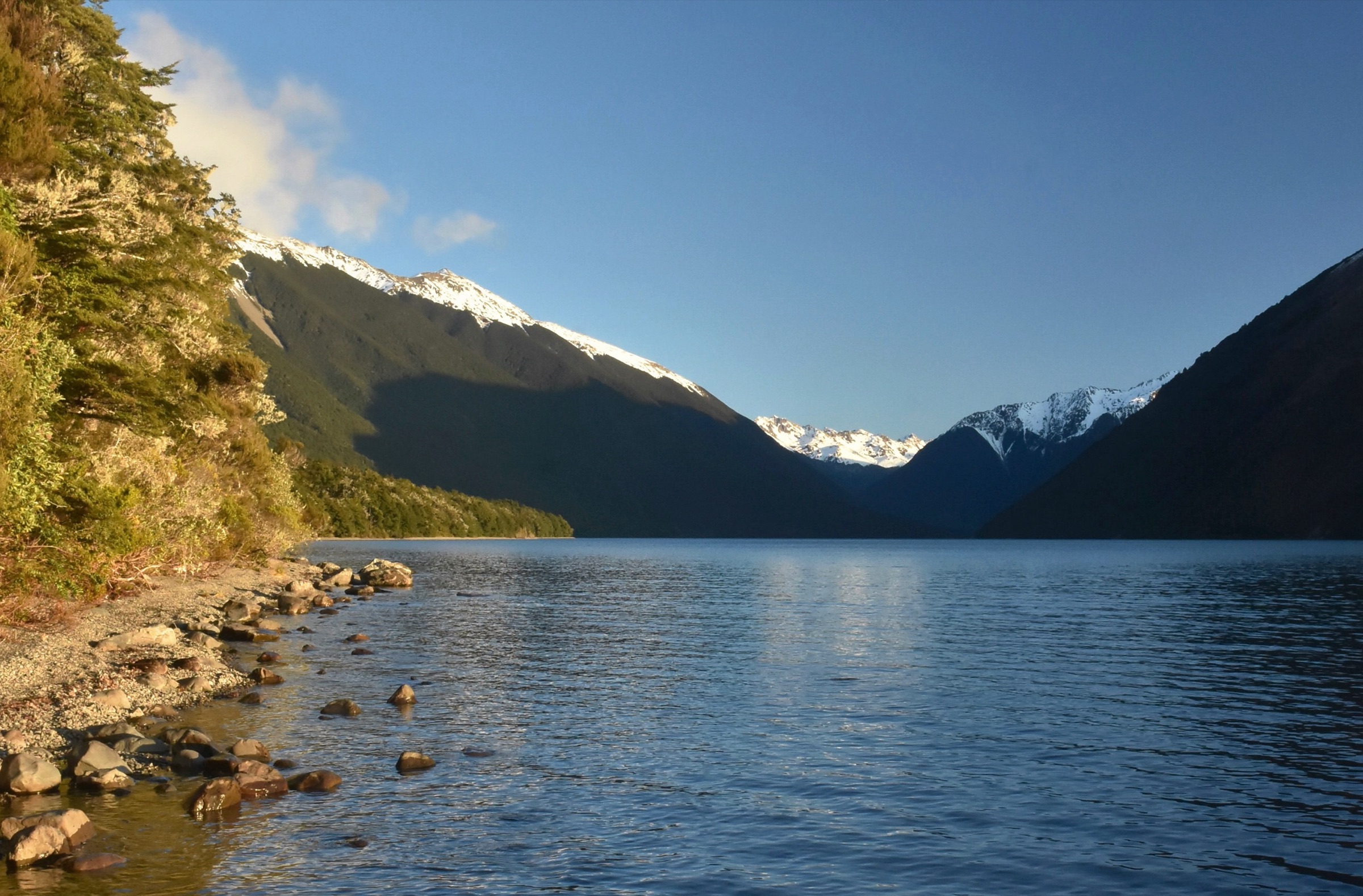 Lake and mountain view, Nelson Lakes