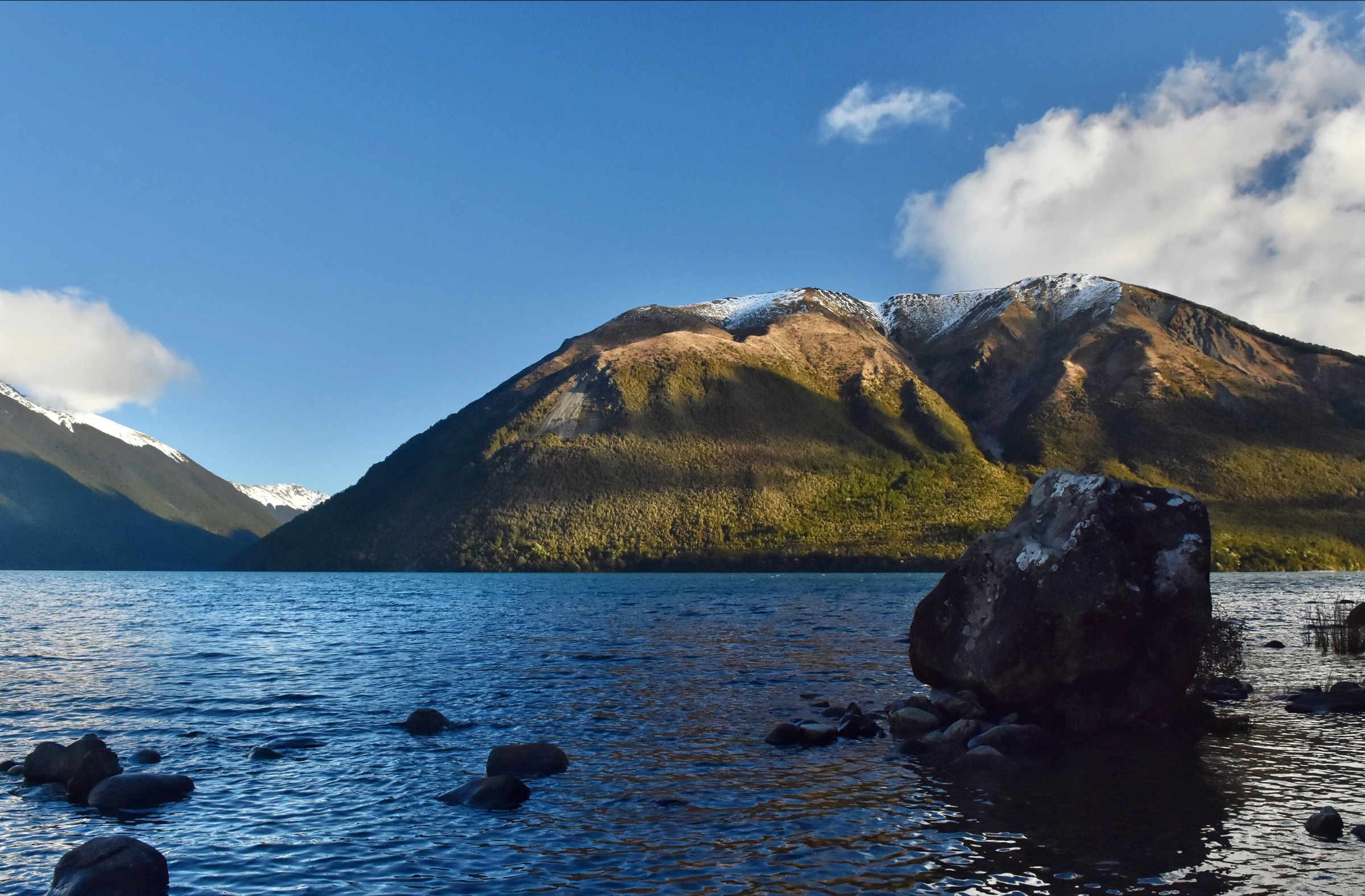 Lake and mountain view, Nelson Lakes